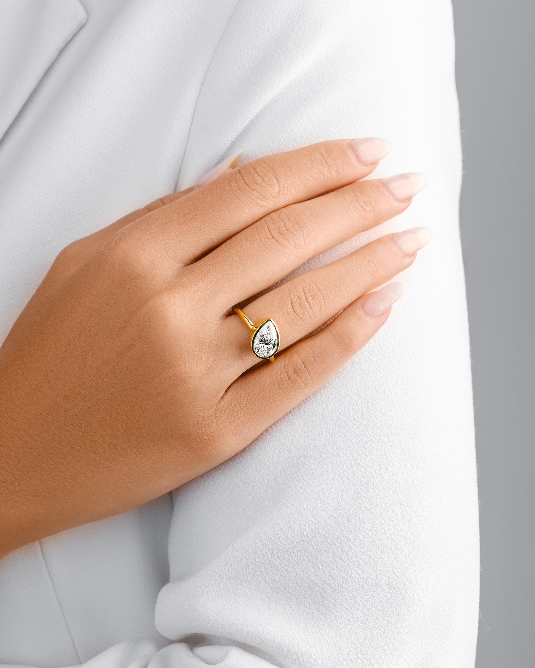 Angled Pear Ring 18K